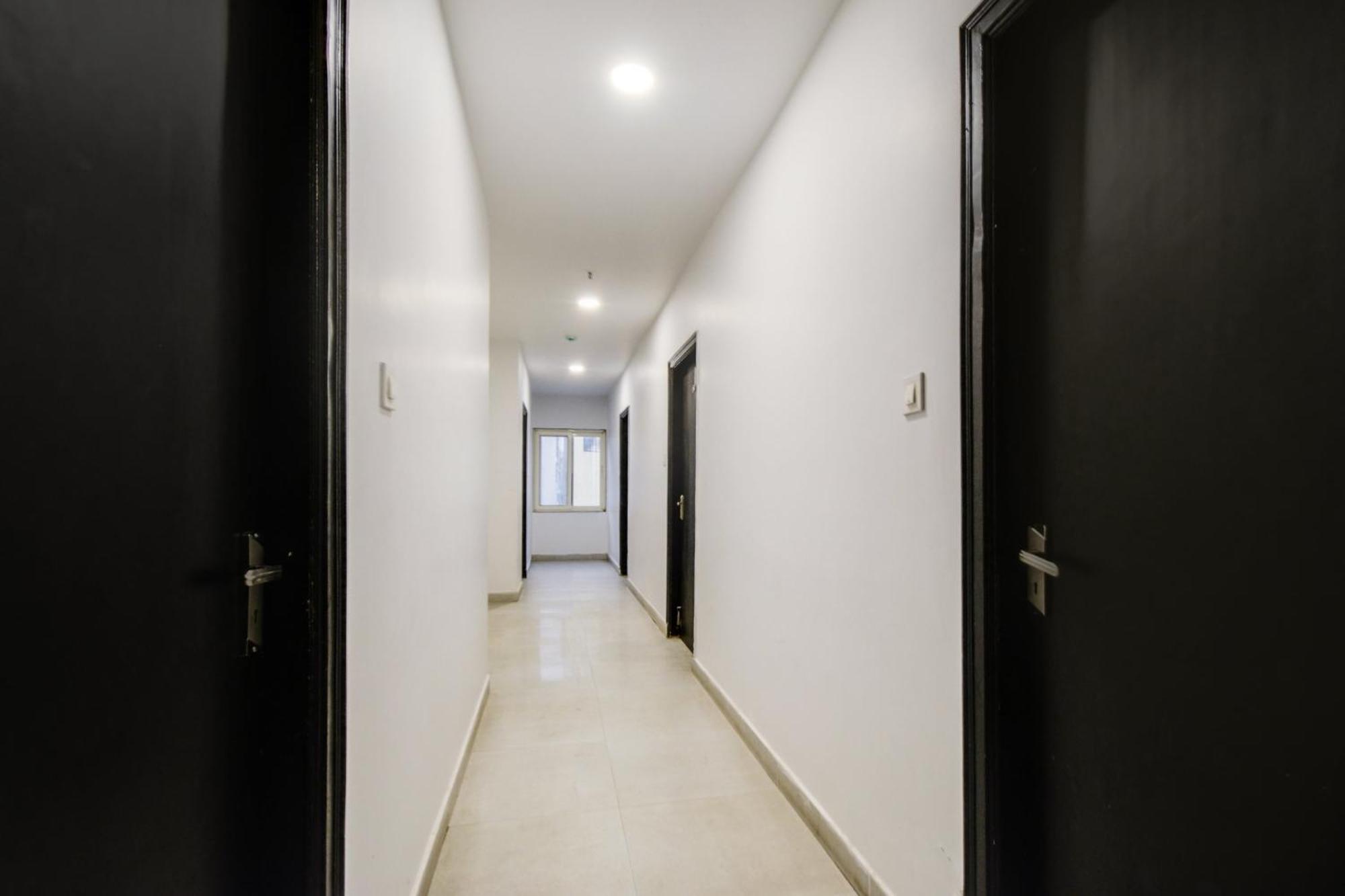 Super Townhouse Alwal Road Hotel Trimulgherry ภายนอก รูปภาพ