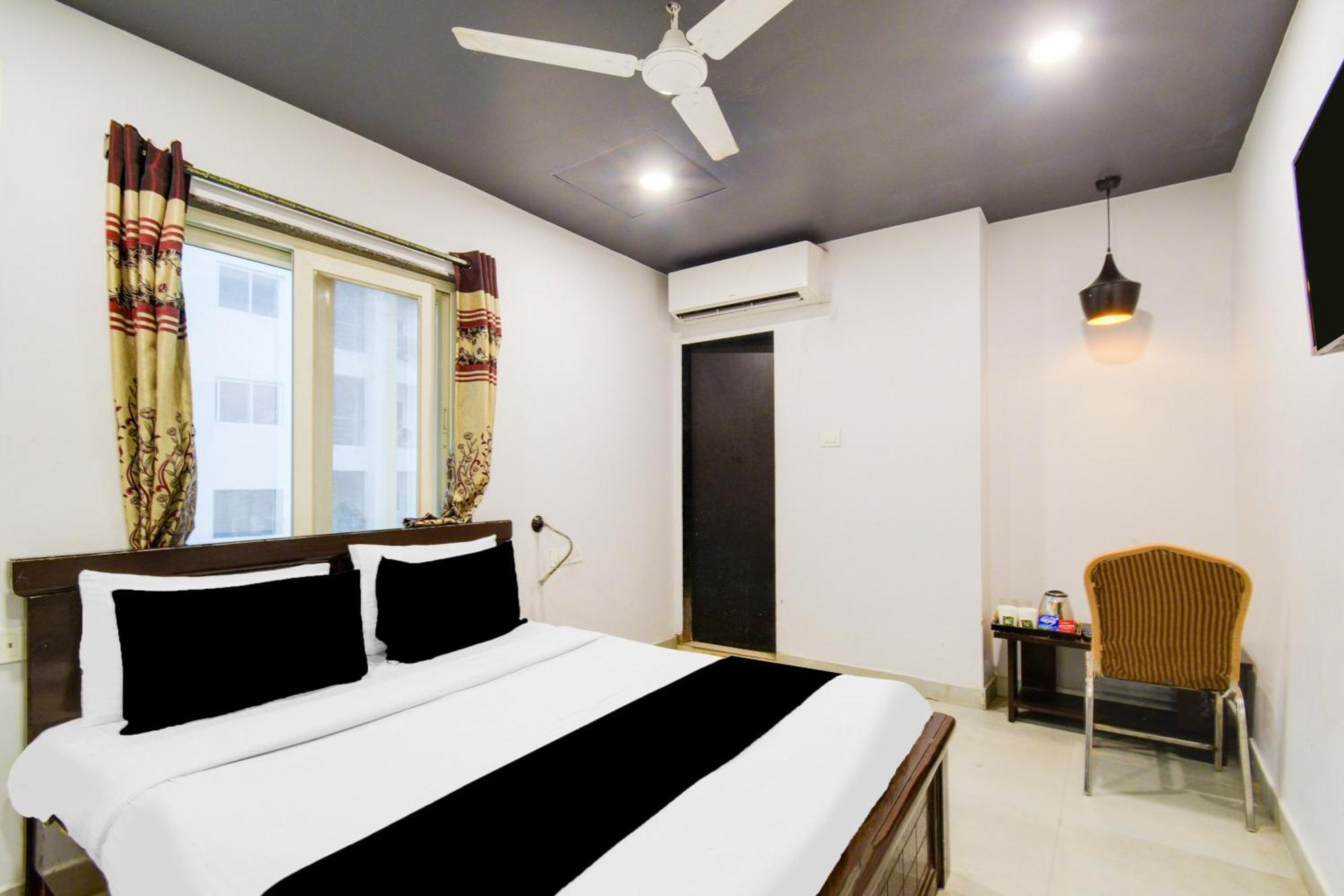 Super Townhouse Alwal Road Hotel Trimulgherry ภายนอก รูปภาพ