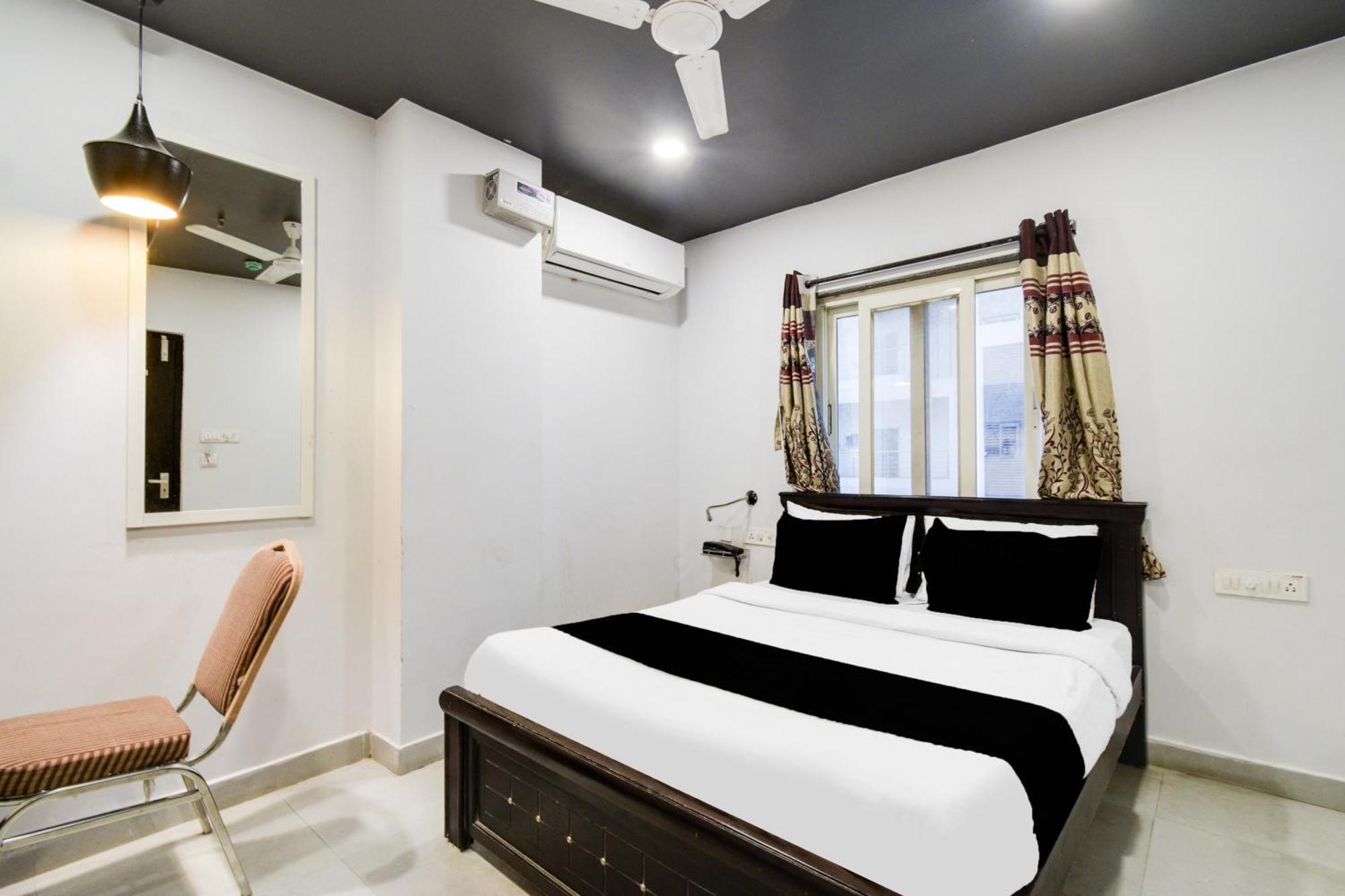 Super Townhouse Alwal Road Hotel Trimulgherry ภายนอก รูปภาพ