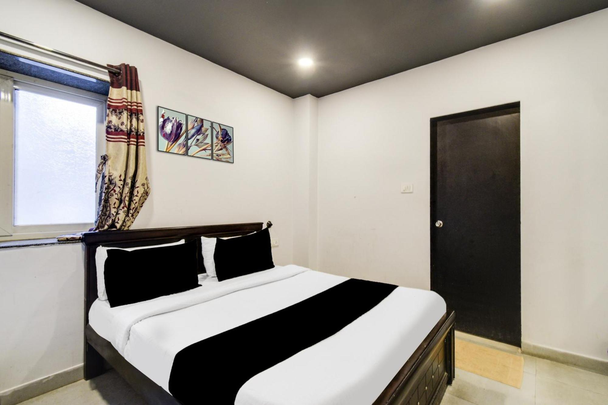 Super Townhouse Alwal Road Hotel Trimulgherry ภายนอก รูปภาพ